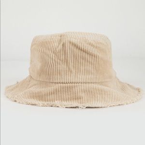 Corduroy frayed bucket hat